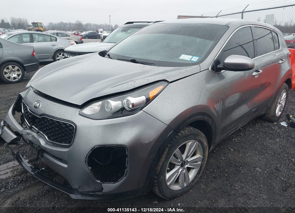 2018 KIA SPORTAGE LX VIN: KNDPM3AC8J7330717