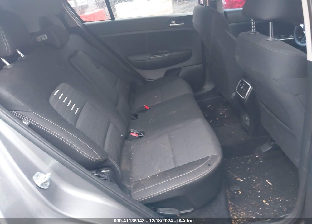 2018 KIA SPORTAGE LX VIN: KNDPM3AC8J7330717
