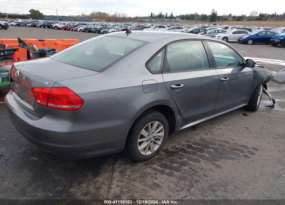 2014 VOLKSWAGEN PASSAT 1.8T S VIN: 1VWAT7A31EC087715