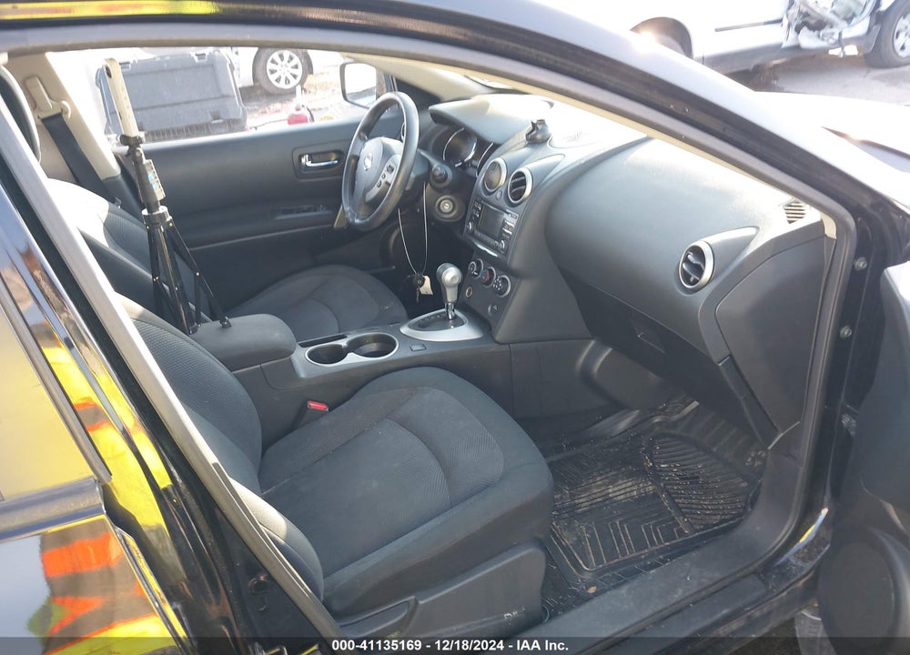 2014 NISSAN ROGUE SELECT S VIN: JN8AS5MV9EW715241