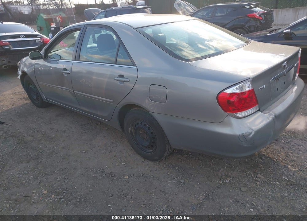 2005 TOYOTA CAMRY LE VIN: 4T1BE30K55U972573