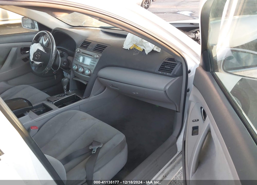 2009 TOYOTA CAMRY LE VIN: 4T1BE46K49U860639