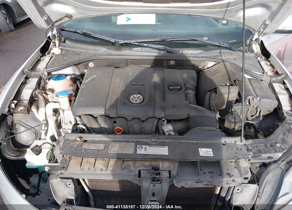 2012 VOLKSWAGEN PASSAT VIN: 1VWBP7A31CC049763