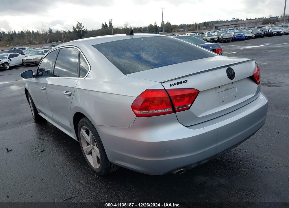 2012 VOLKSWAGEN PASSAT VIN: 1VWBP7A31CC049763
