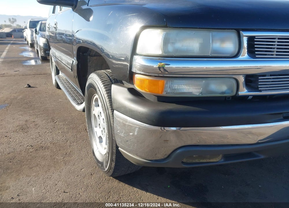 2005 CHEVROLET TAHOE LS VIN: 1GNEC13VX5R151660
