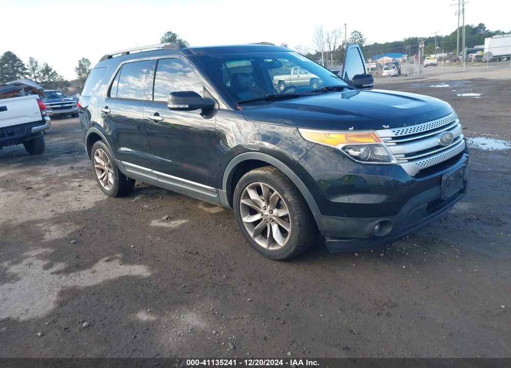 2013 FORD EXPLORER XLT VIN: 1FM5K8D86DGC37230