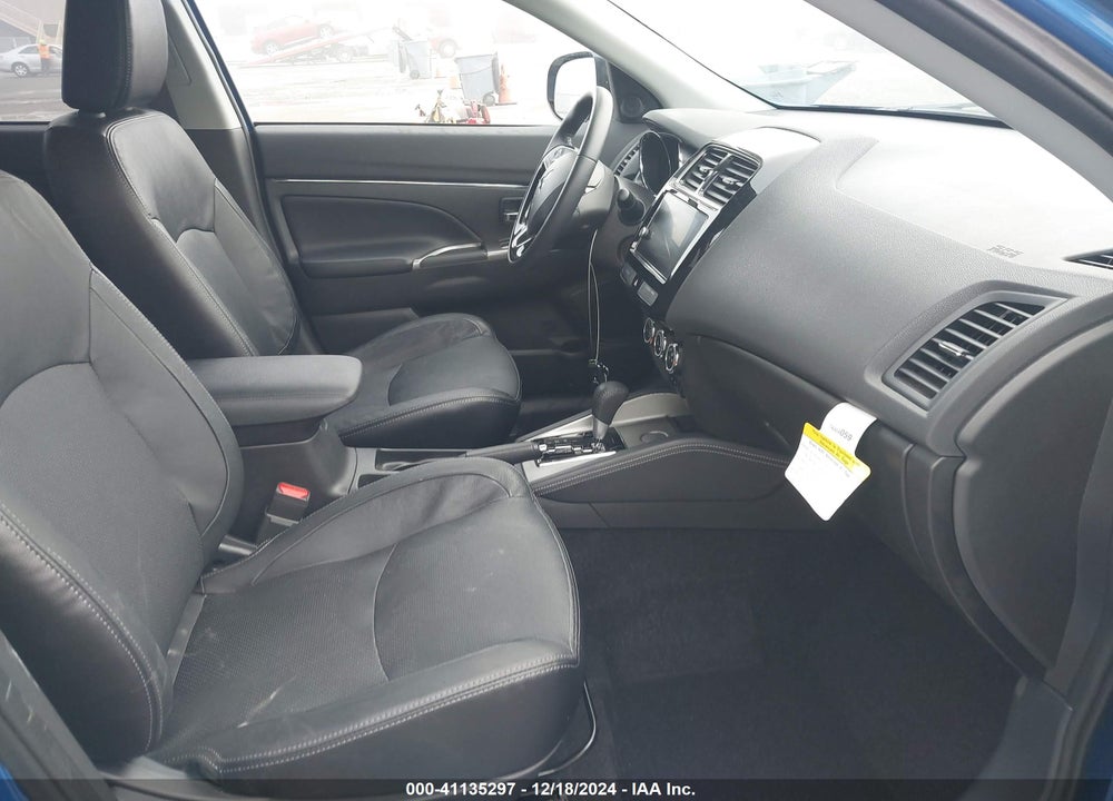 2018 MITSUBISHI OUTLANDER SPORT 2.4 SEL VIN: JA4AP4AW6JZ019590