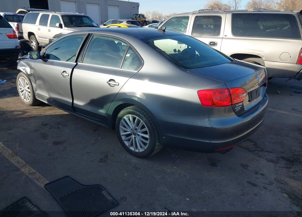 2012 VOLKSWAGEN JETTA VIN: 3VWLX7AJ7CM409474
