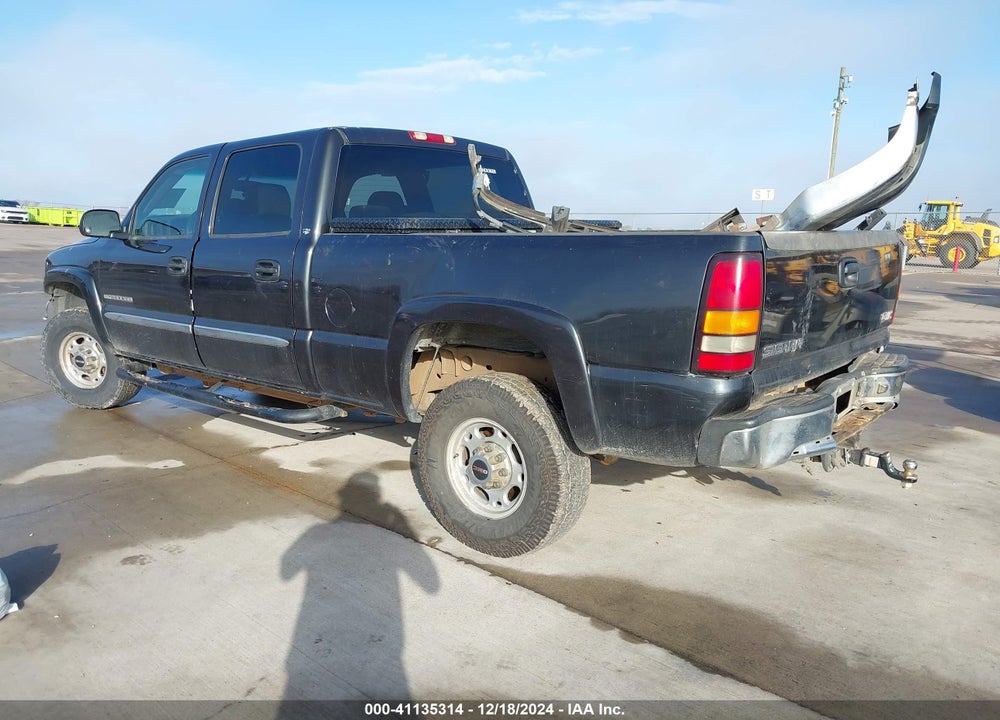 2004 GMC SIERRA 2500HD SLE VIN: 1GTHC23U94F116210