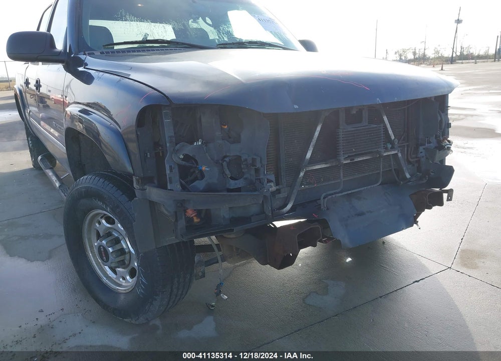 2004 GMC SIERRA 2500HD SLE VIN: 1GTHC23U94F116210
