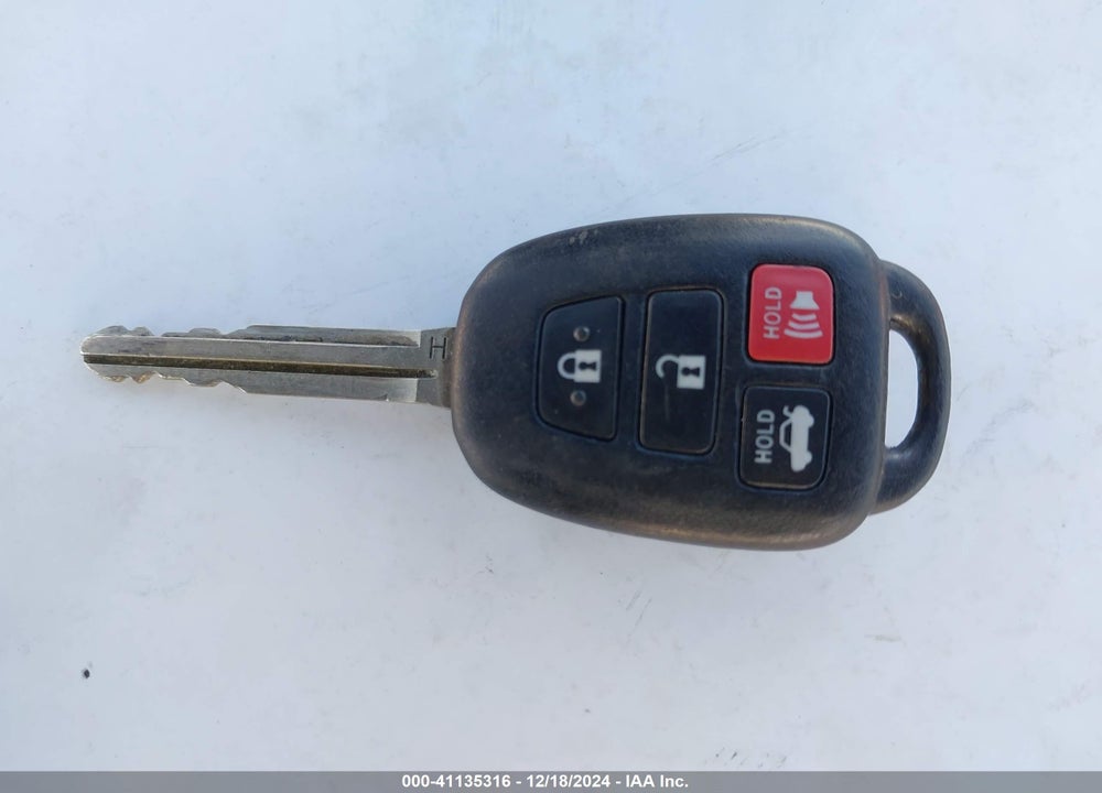 2014 TOYOTA COROLLA S PLUS VIN: 5YFBURHE6EP170233