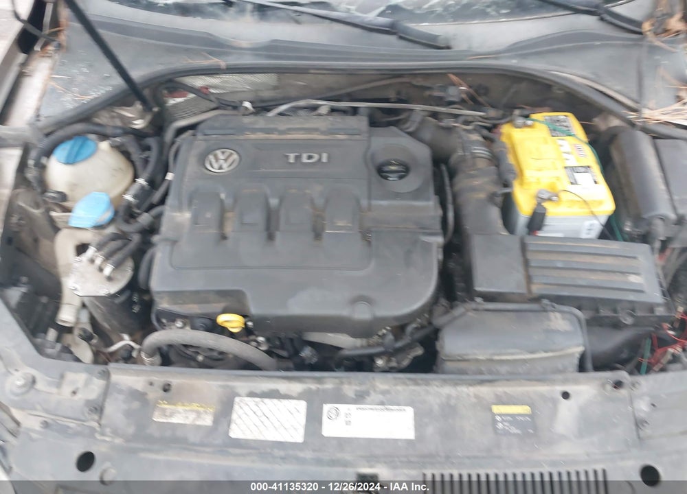 2015 VOLKSWAGEN PASSAT VIN: 1VWBV7A34FC038718