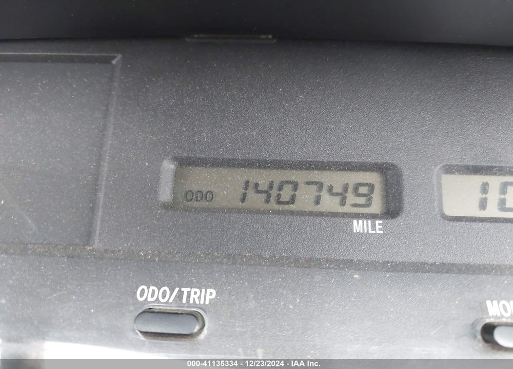 2002 TOYOTA AVALON XL VIN: 4T1BF28B92U198951