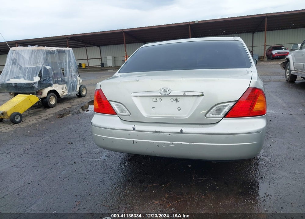 2002 TOYOTA AVALON XL VIN: 4T1BF28B92U198951