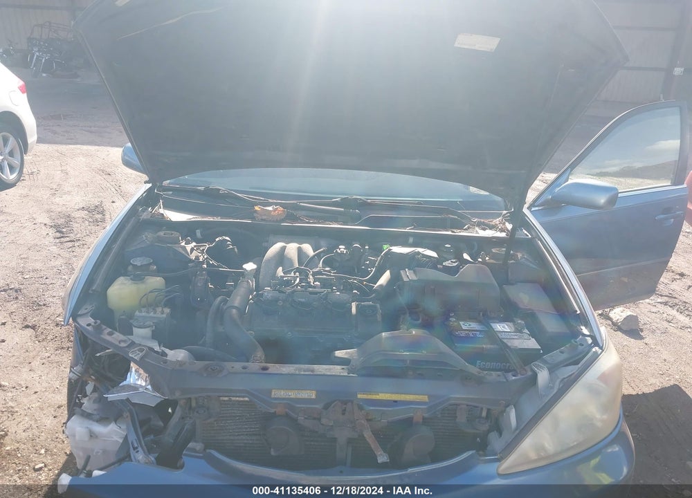 2002 TOYOTA CAMRY XLE V6 VIN: JTDBF30K220005908