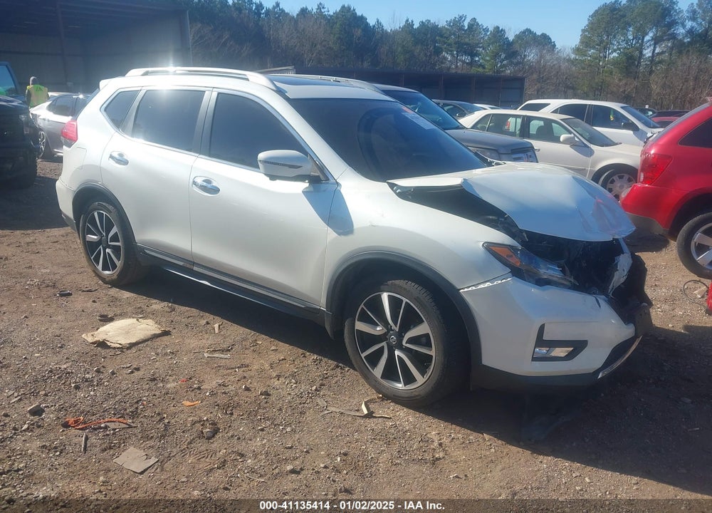 2017 NISSAN ROGUE SL VIN: 5N1AT2MT4HC755637