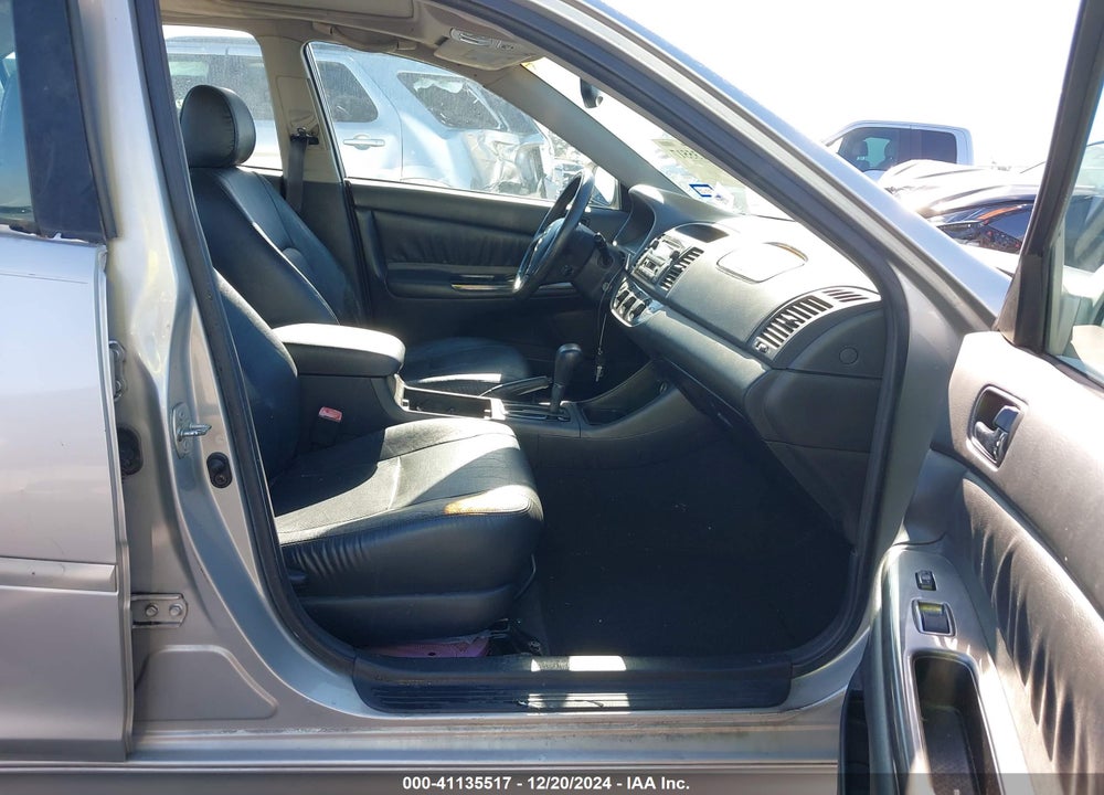 2004 TOYOTA CAMRY SE V6 VIN: 4T1BA32K14U033847
