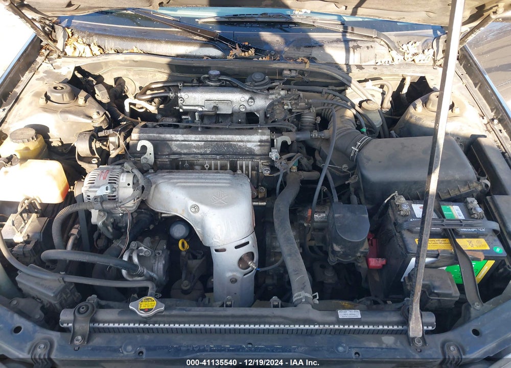 2000 TOYOTA CAMRY LE VIN: JT2BG22K1Y0394188