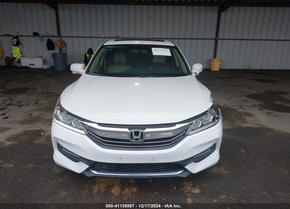 2017 HONDA ACCORD EX-L VIN: 1HGCR2F80HA184889