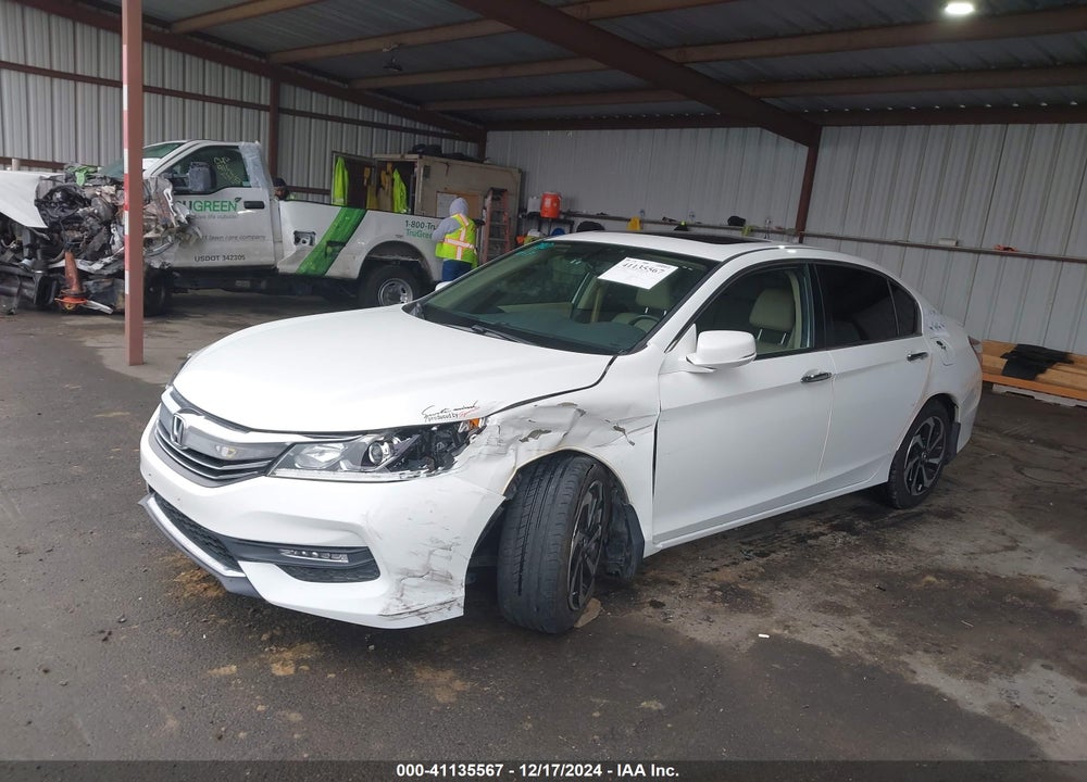2017 HONDA ACCORD EX-L VIN: 1HGCR2F80HA184889