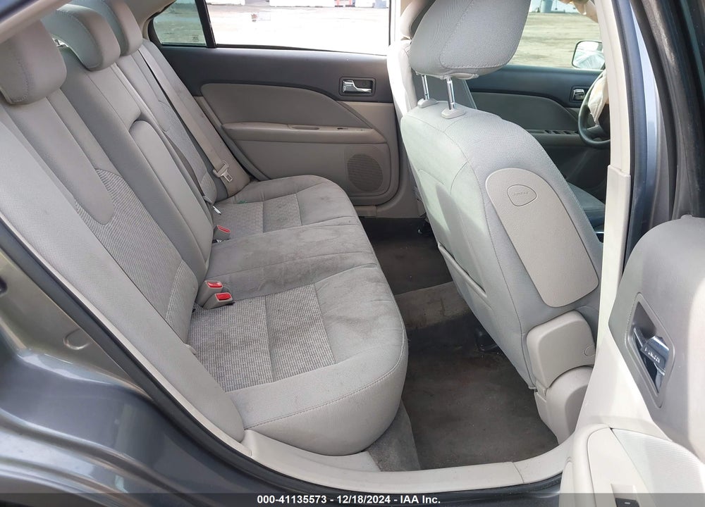 2010 FORD FUSION SE VIN: 3FAHP0HG0AR396437