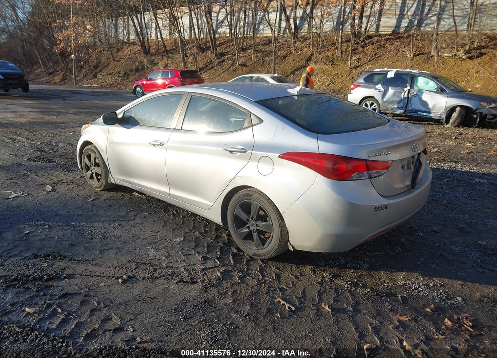 2013 HYUNDAI ELANTRA GLS VIN: KMHDH4AE5DU661626
