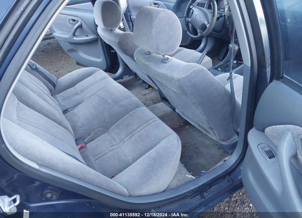1999 TOYOTA CAMRY LE VIN: 4T1BG22K2XU894628