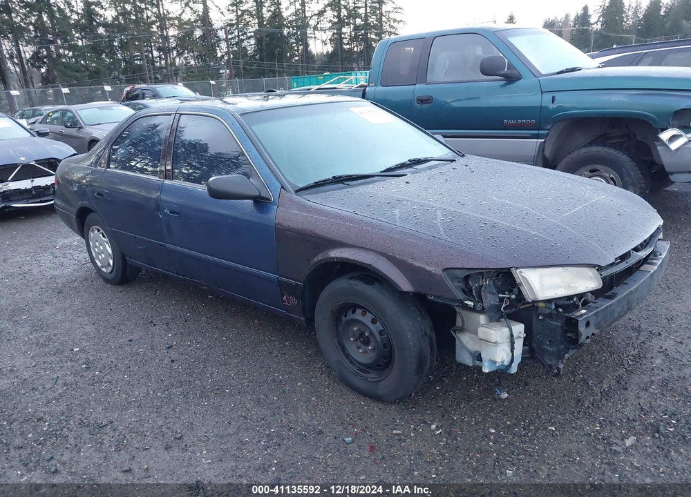 1999 TOYOTA CAMRY LE VIN: 4T1BG22K2XU894628