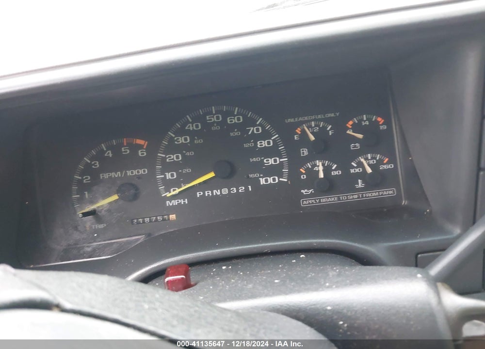 1996 GMC SIERRA C1500 VIN: 2GTEC19R6T1524959