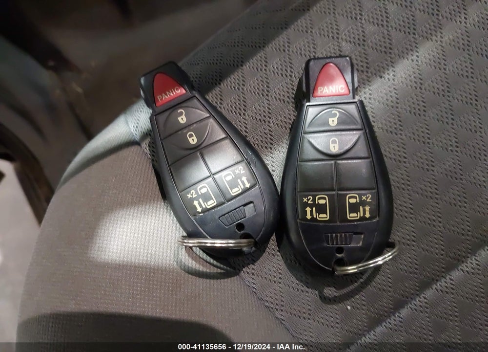 2010 DODGE GRAND CARAVAN SXT VIN: 2D4RN5D17AR247373