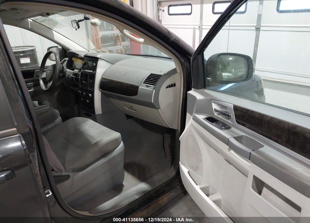 2010 DODGE GRAND CARAVAN SXT VIN: 2D4RN5D17AR247373