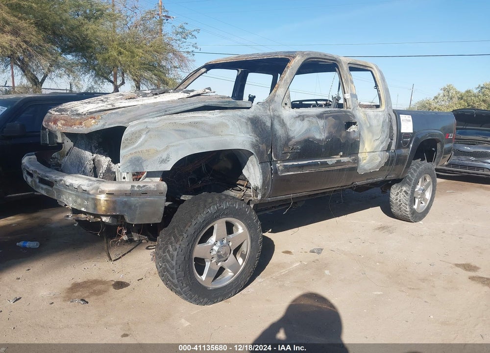2004 CHEVROLET SILVERADO 2500HD LS VIN: 1GCHK29224E402222