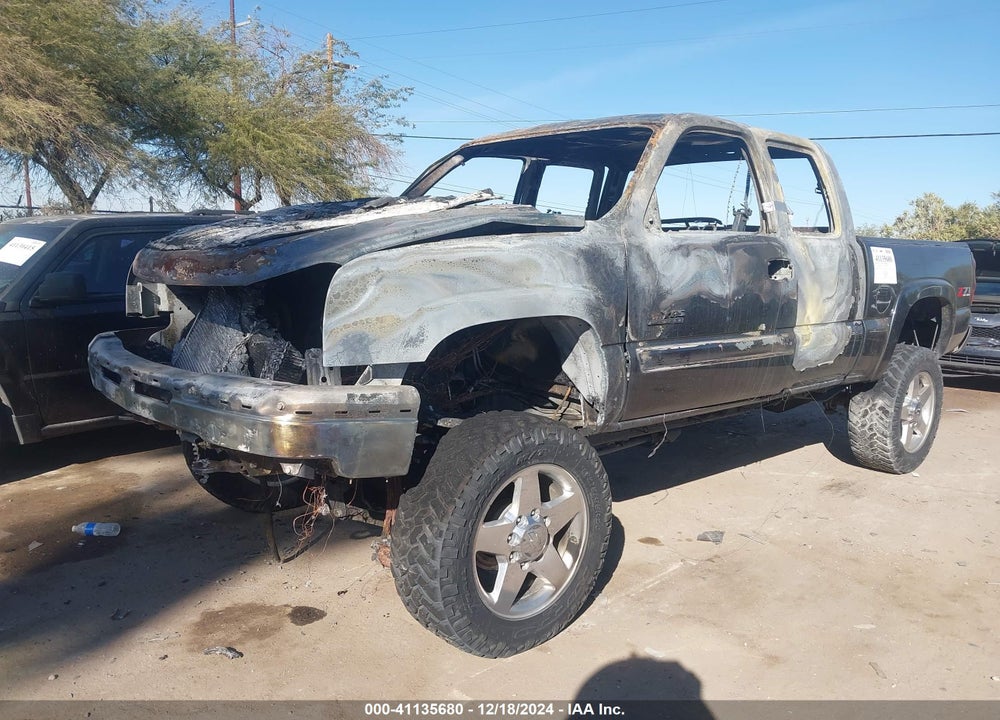 2004 CHEVROLET SILVERADO 2500HD LS VIN: 1GCHK29224E402222