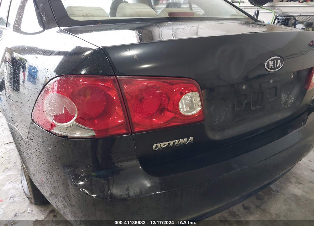 2007 KIA OPTIMA LX VIN: KNAGE123375088078