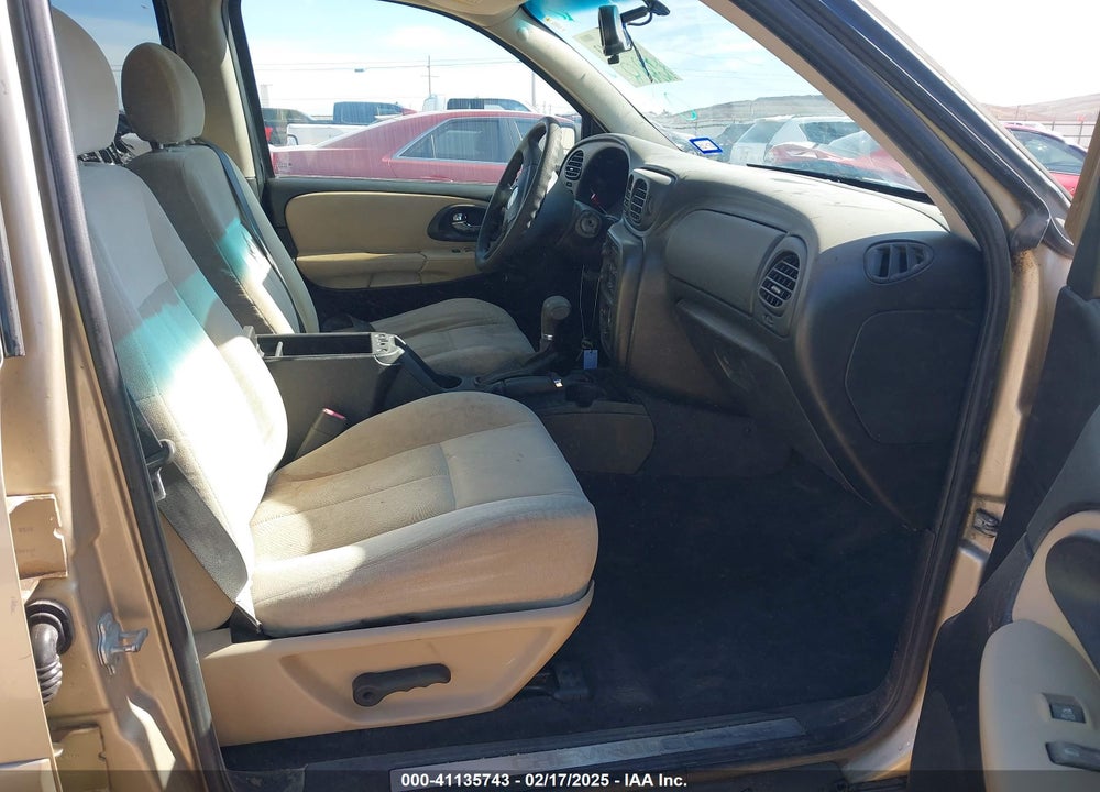2007 CHEVROLET TRAILBLAZER LS VIN: 1GNDS13S672158251