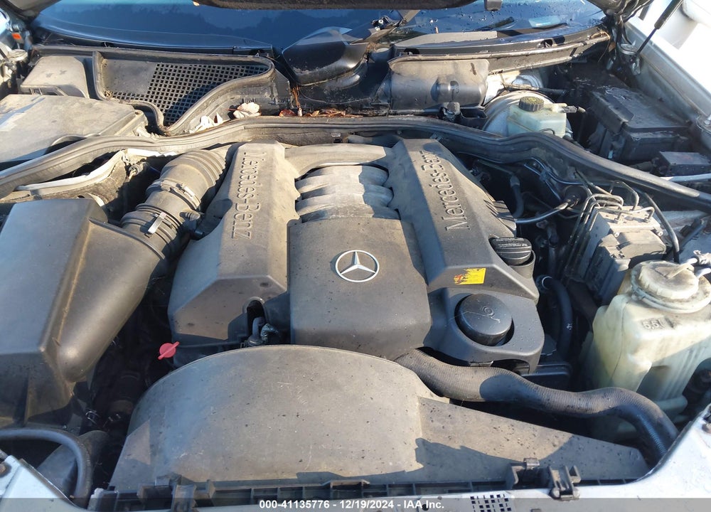 1998 MERCEDES-BENZ E-CLASS BASE (A5) VIN: WDBJF65F5WA566398