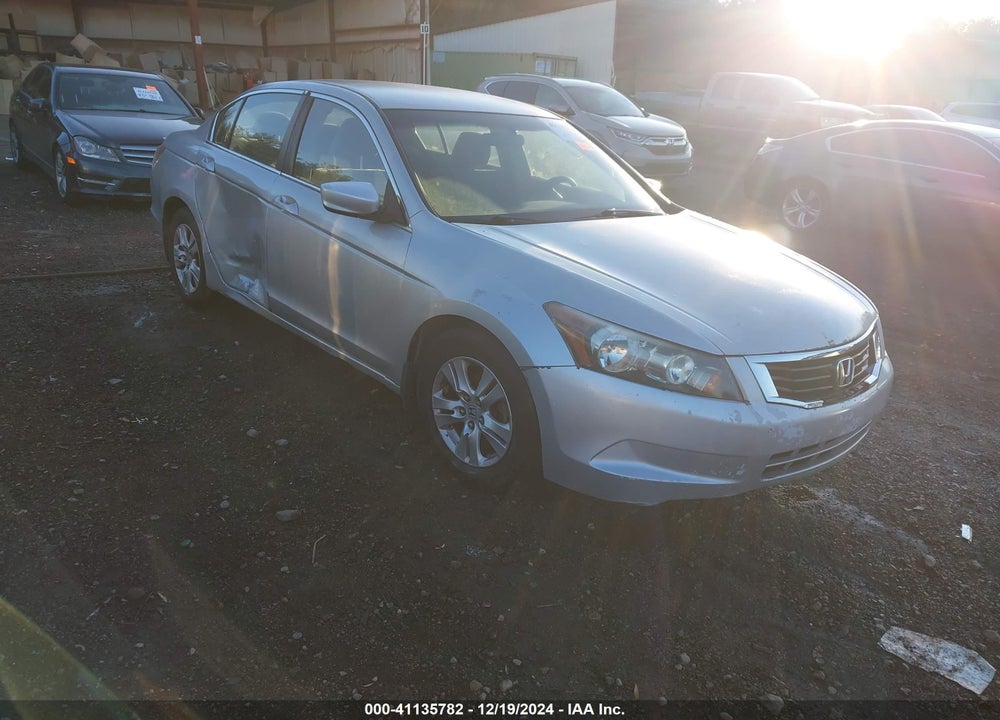 2009 HONDA ACCORD 2.4 LX-P VIN: 1HGCP26409A016240