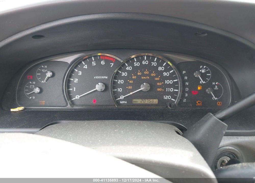2005 TOYOTA SEQUOIA SR5 V8 VIN: 5TDBT44A25S236387