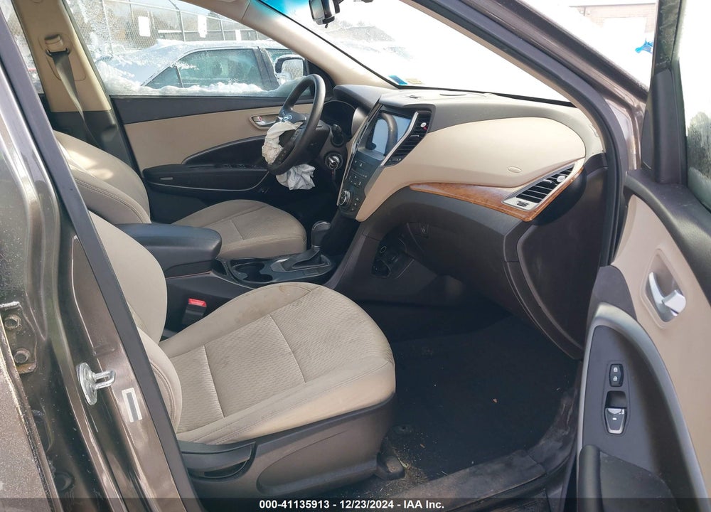 2014 HYUNDAI SANTA FE SPORT 2.4L VIN: 5XYZT3LB2EG215149