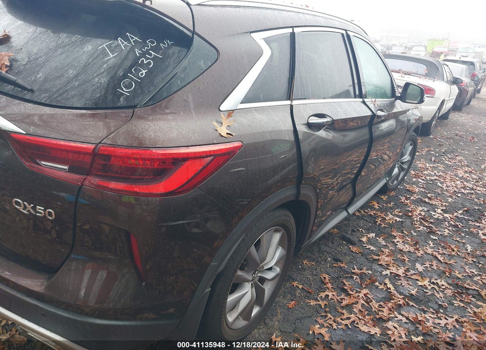 2020 INFINITI QX50 LUXE AWD VIN: 3PCAJ5M31LF101234