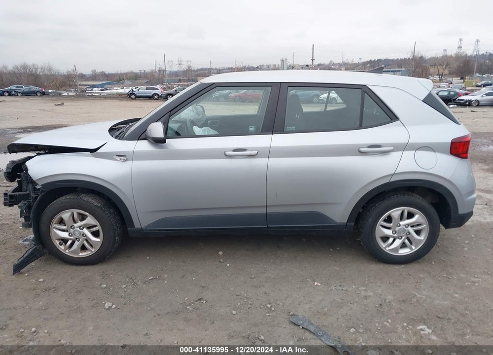 2021 HYUNDAI VENUE SE VIN: KMHRB8A34MU068353