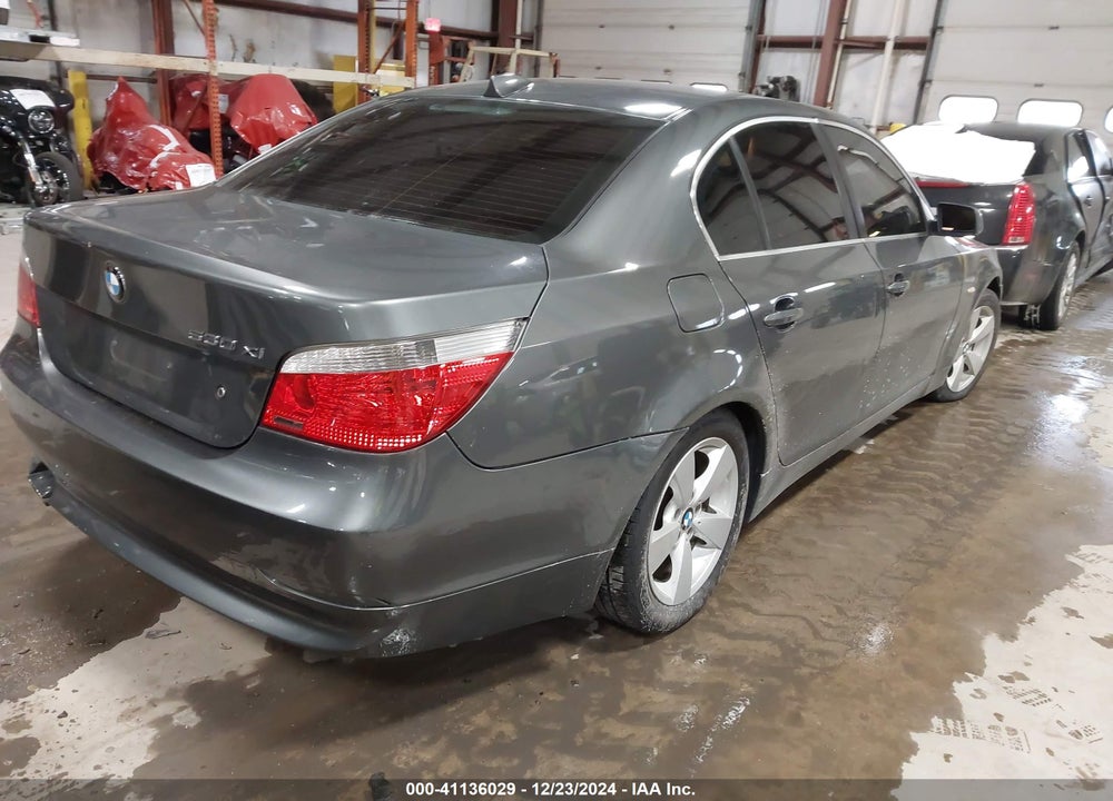 2007 BMW 530XI VIN: WBANF73567CU21506