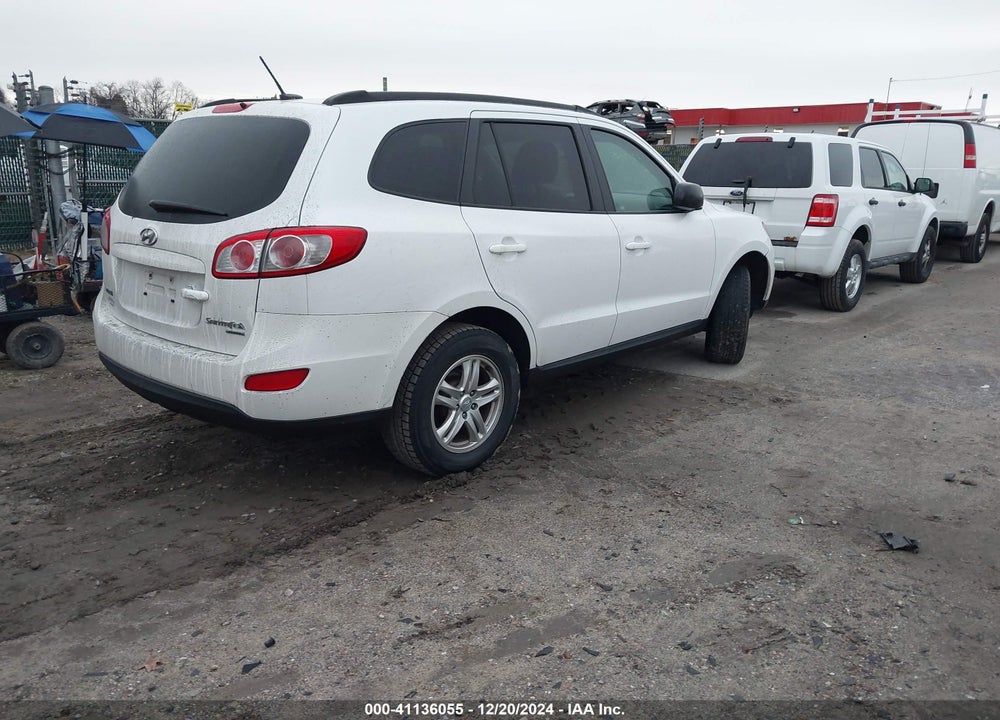2011 HYUNDAI SANTA FE GLS VIN: 5XYZGDAB9BG027222