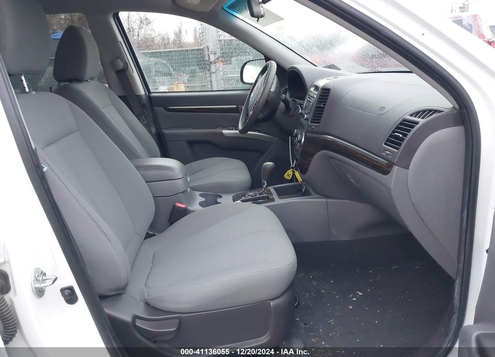 2011 HYUNDAI SANTA FE GLS VIN: 5XYZGDAB9BG027222