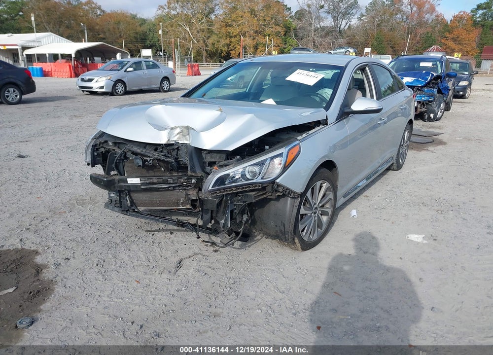 2015 HYUNDAI SONATA VIN: 5NPE34AF9FH041052