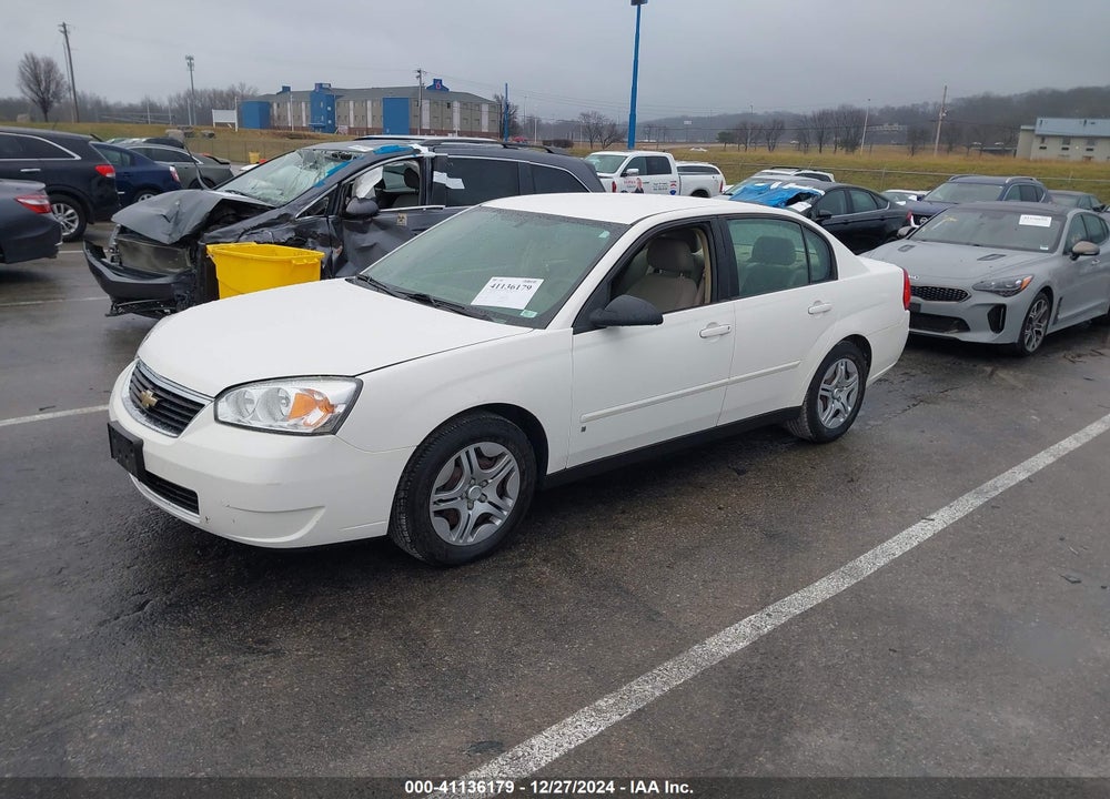 2008 CHEVROLET MALIBU CLASSIC LS VIN: 1G1ZS58NX8F120260