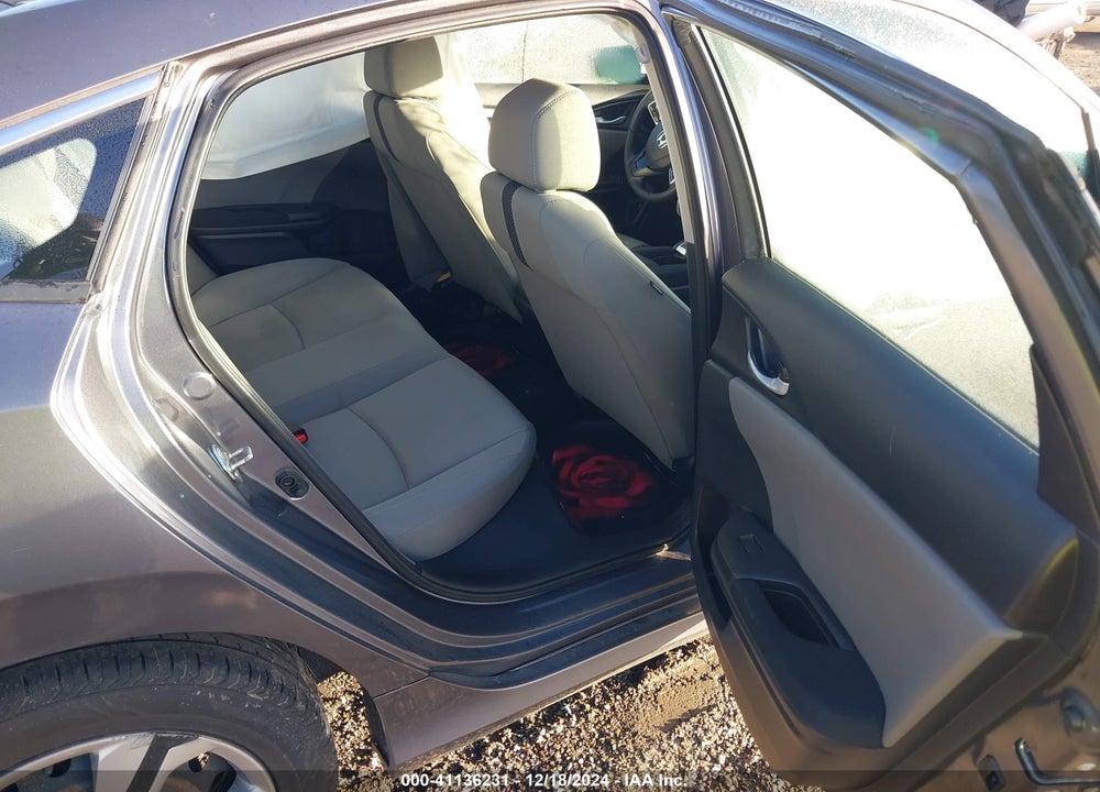 2019 HONDA CIVIC VIN: 2HGFC2F67KH524898