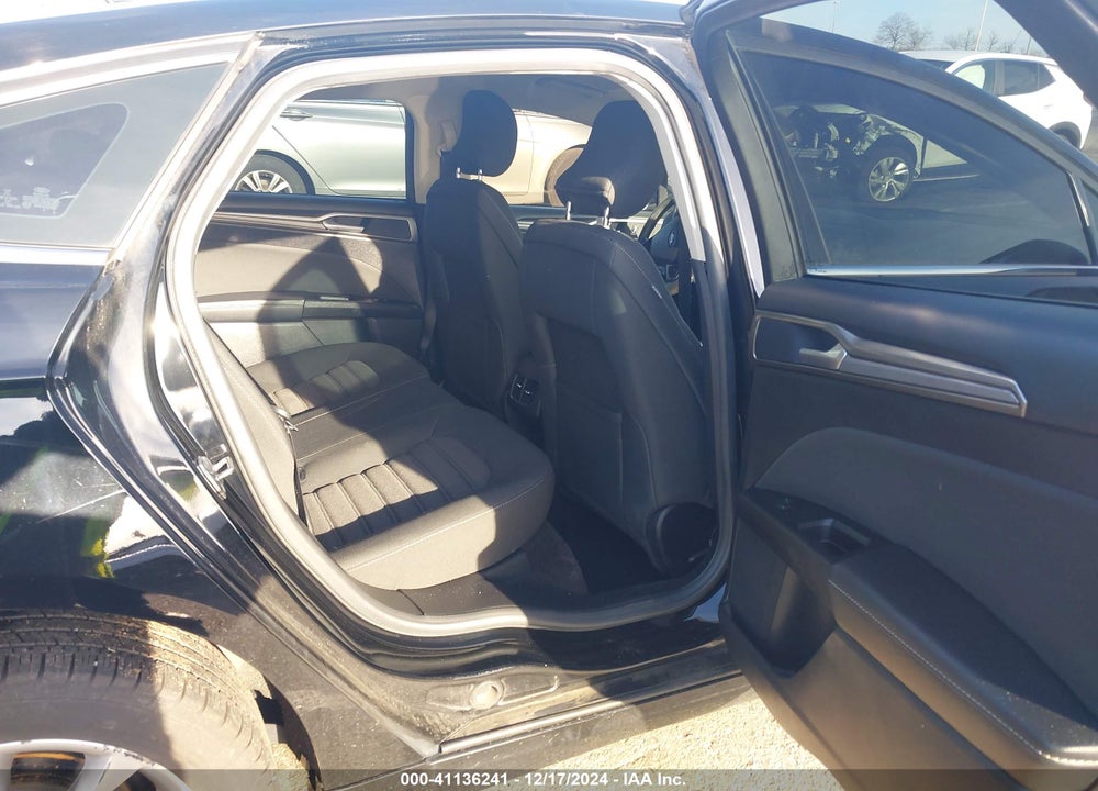 2017 FORD FUSION SE VIN: 3FA6P0HD2HR268868