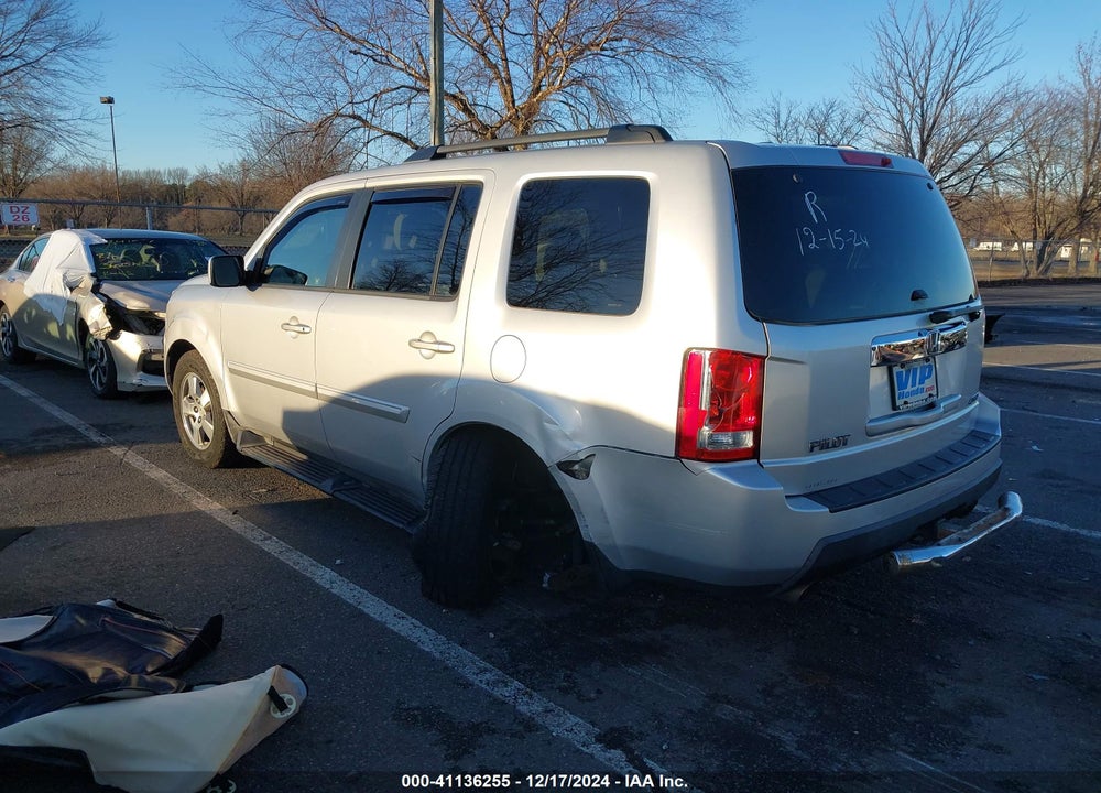2009 HONDA PILOT EX VIN: 5FNYF48429B002587