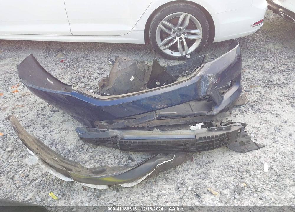 2013 HONDA ACCORD VIN: 1HGCR2F89DA054216